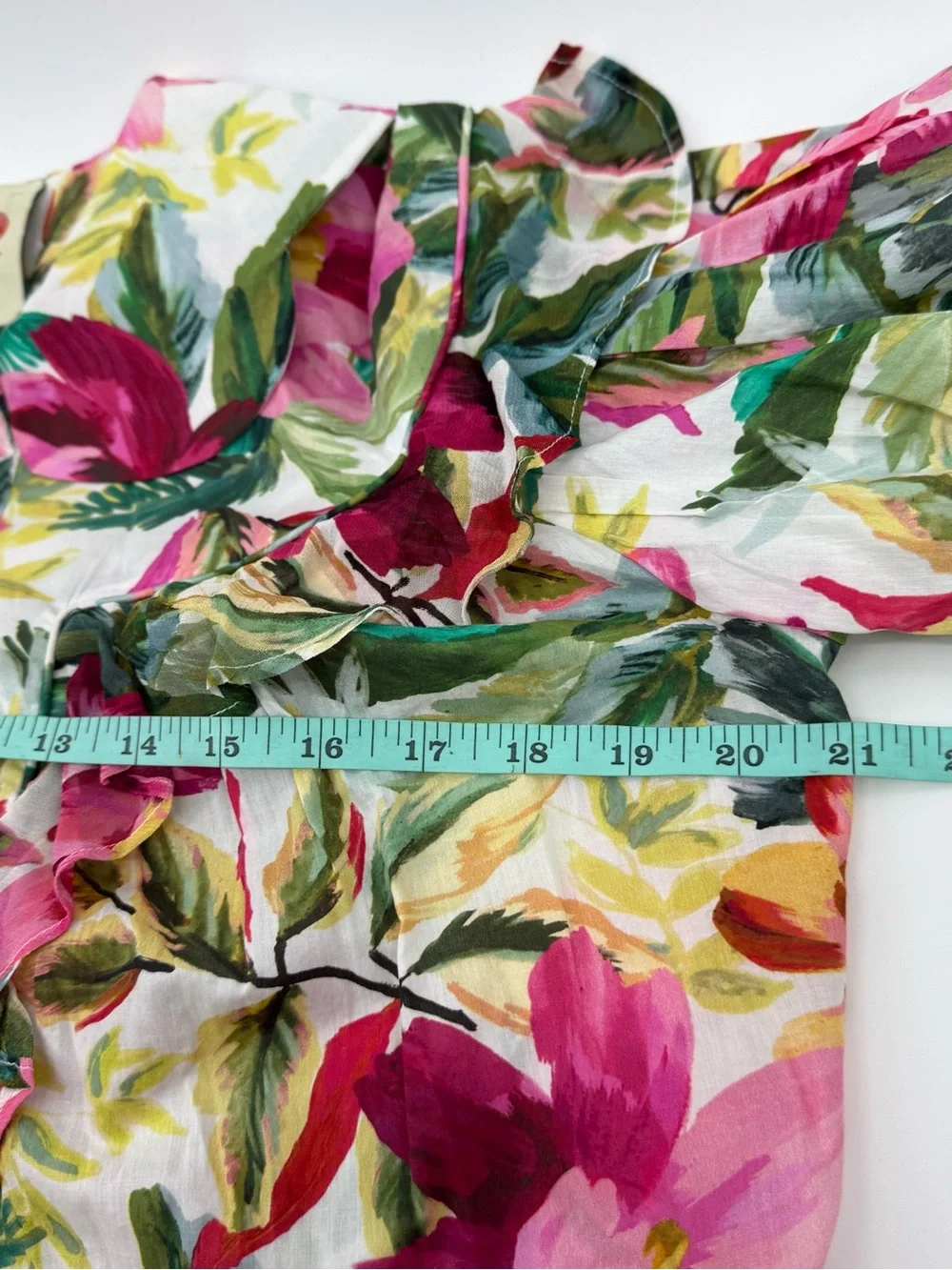 Farm Cropped Buttondown Top XS  Painted Flowers Ruffled Puff sleeve